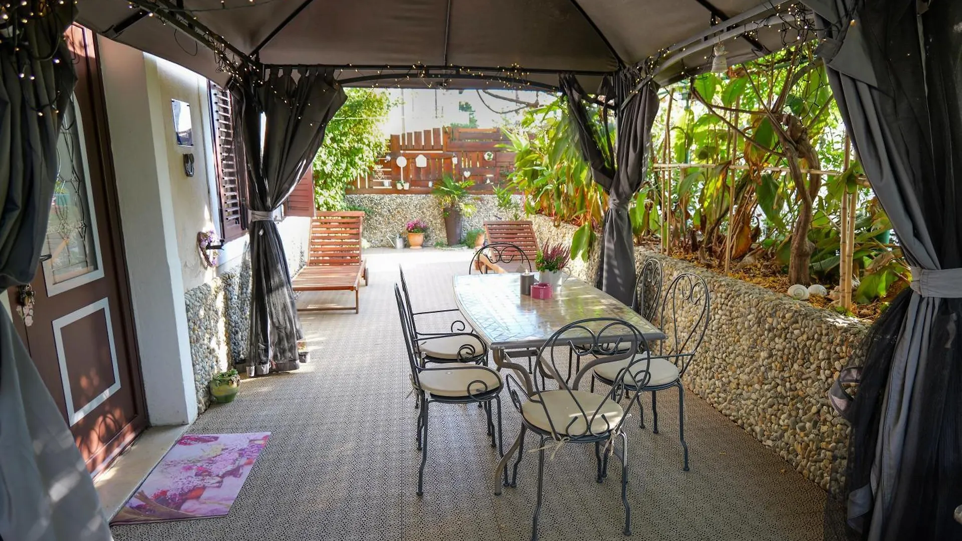 Appartement Holiday Home Inga With Free Private Parking Rijeka